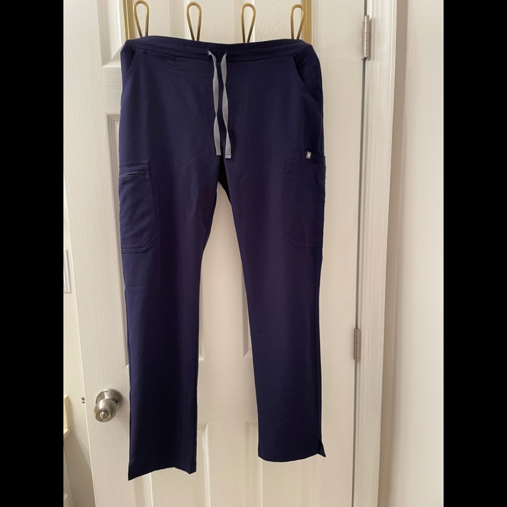 Women's Navy Yola- Skinny Scrub Pants - M / Navy